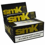 Smk slim, Feuille smoking, grande feuillesmoking, feuille a rouler smoking, feuille a rouler prix, feuille a rouler en gros, prix feuille a rouler, feuille a rouler pas cher, prix feuille a rouler bureau de tabac, feuille slim, king size, feuille king size, feuille a rouler smk slim, feuille a rouler pas cher