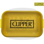 plateau à rouler, plateau à rouler joint, plateaux à rouler, plateau à rouler clipper, clipper, plateau pour rouler, plateau cigarette rouler, plateau pour ranger cigarette, plateau à rouler feuilles, plateau clipper, plateau à rouler métal, plateau à rouler clipper métal, plateau a roulé, plat à rouler, plat à rouler cigarette, papier cigarette, feuilles à rouler, feuilles à cigarettes, tubes à cigarettes, machine à tuber, tubeuse, tubeuse cigarette rangement, logo clipper,