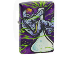 Briquet Zippo violet et vert illustré d'un astronaute accroché à un flacon dans l'espace.