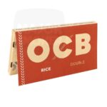 Carnet de feuilles à rouler OCB Rice Double format court couleur rouge et beige.